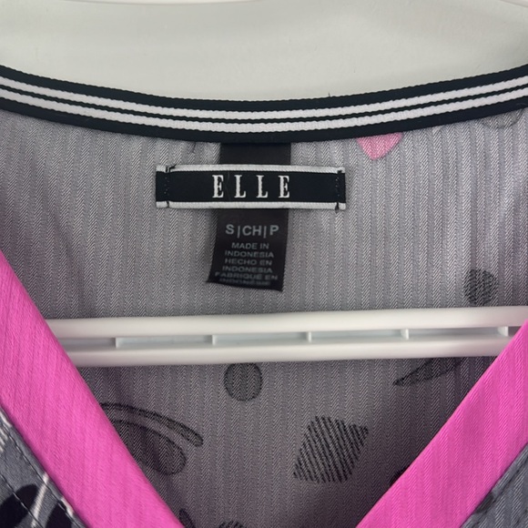 Women’s Scrub Top - Picture 3 of 3